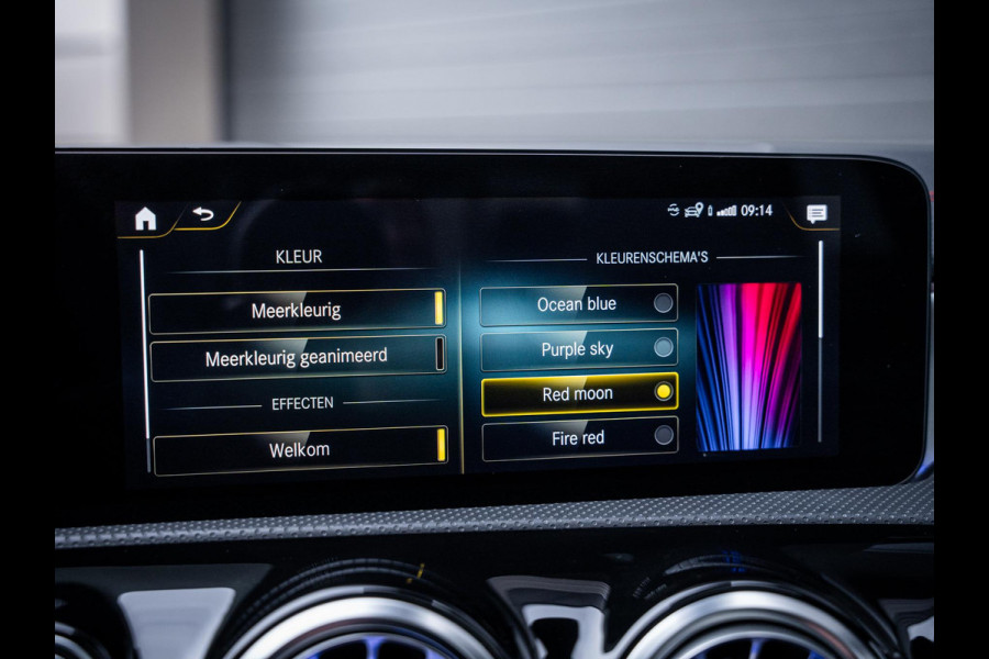 Mercedes-Benz CLA-Klasse 250 e AMG Line - Matrix l Pano l Sfeerverl. l Keyless l 19"