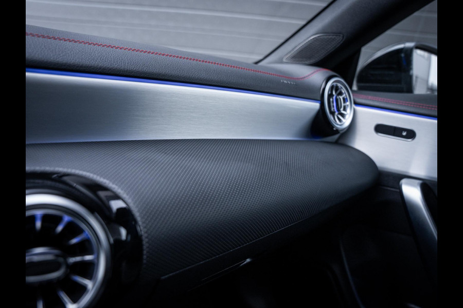 Mercedes-Benz CLA-Klasse 250 e AMG Line - Matrix l Pano l Sfeerverl. l Keyless l 19"