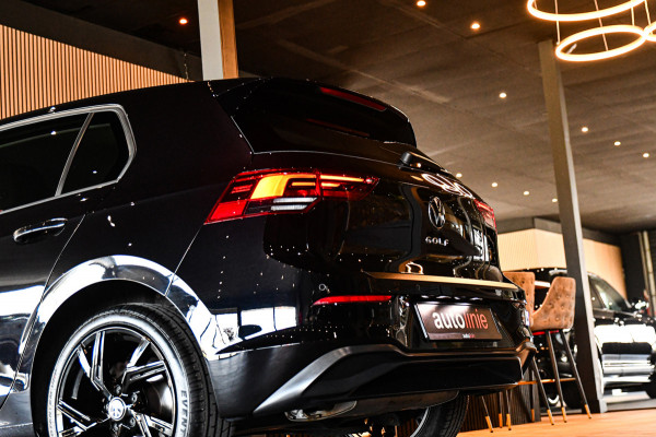 Volkswagen Golf 1.0 TSI Life Business, LED, ACC, Memory, Carplay, Alcantara, Digital, Stoelverwarming, Sfeerverlichting!