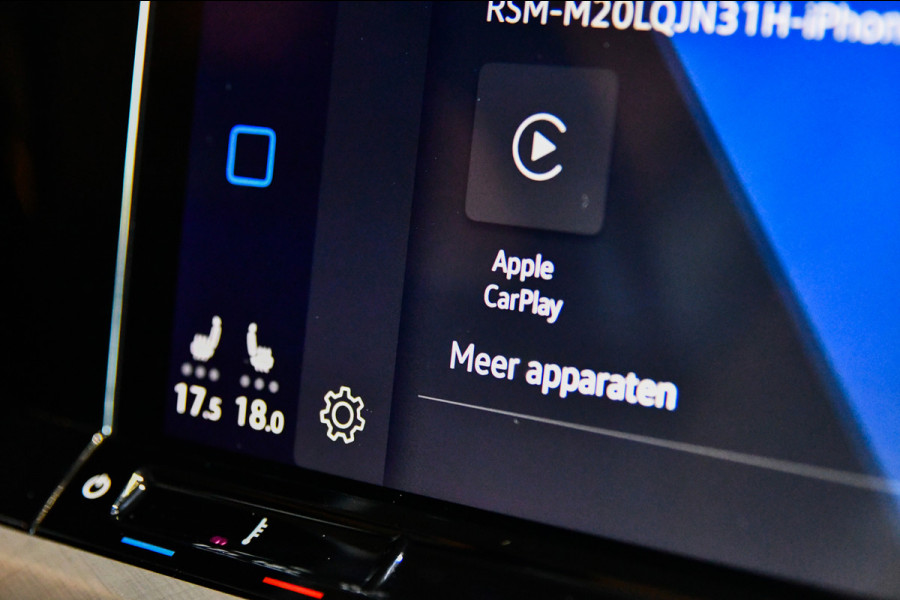 Volkswagen Golf 1.0 TSI Life Business, LED, ACC, Memory, Carplay, Alcantara, Digital, Stoelverwarming, Sfeerverlichting!