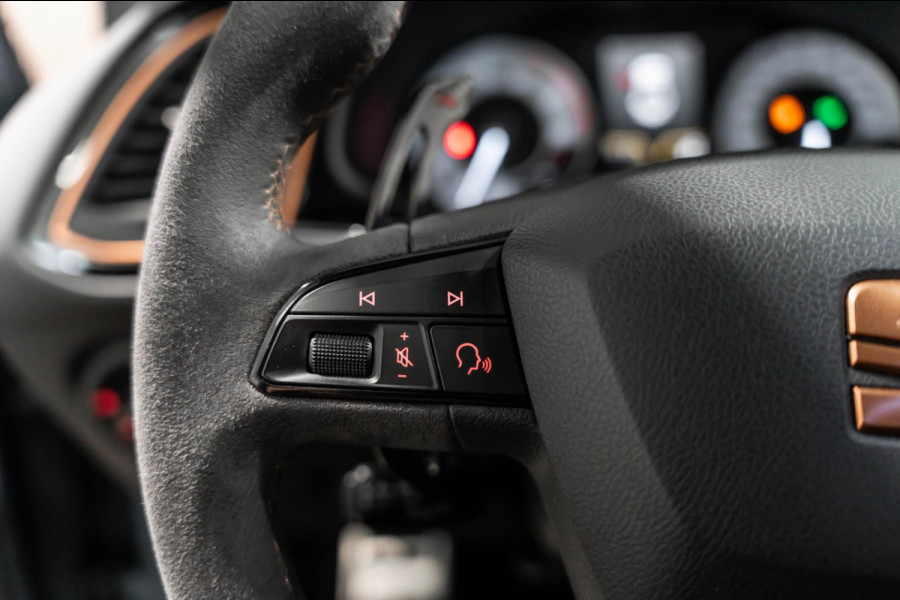 Seat Leon CUPRA R 2.0 TSI Nr. 561/799 DSG Carbon Performance Uniek