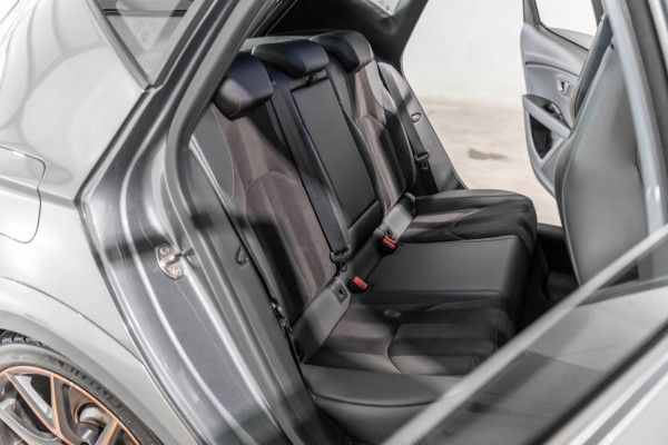 Seat Leon CUPRA R 2.0 TSI Nr. 561/799 DSG Carbon Performance Uniek