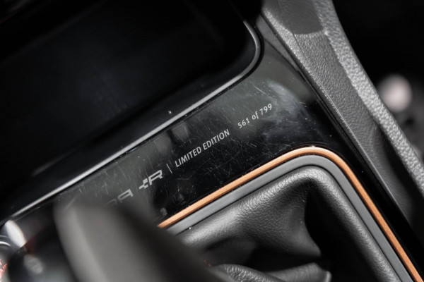 Seat Leon CUPRA R 2.0 TSI Nr. 561/799 DSG Carbon Performance Uniek