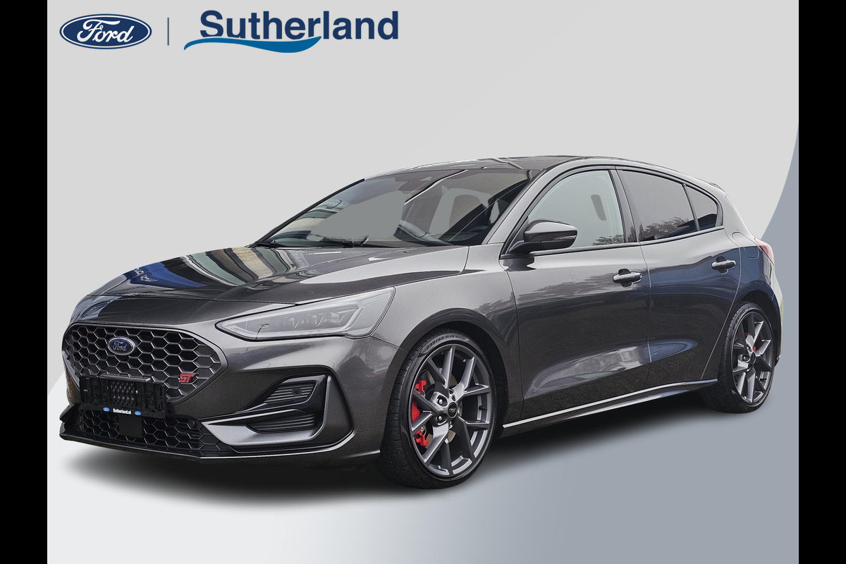 Ford Focus 2.3 EcoBoost ST-X | 280pk Automaat! | Winter Pack | AGR-stoelen | Camera | Bang&Olufsen | Head up Display | BLIS | Extra wielset | Fabrieksgarantie tm. 15-12-2028