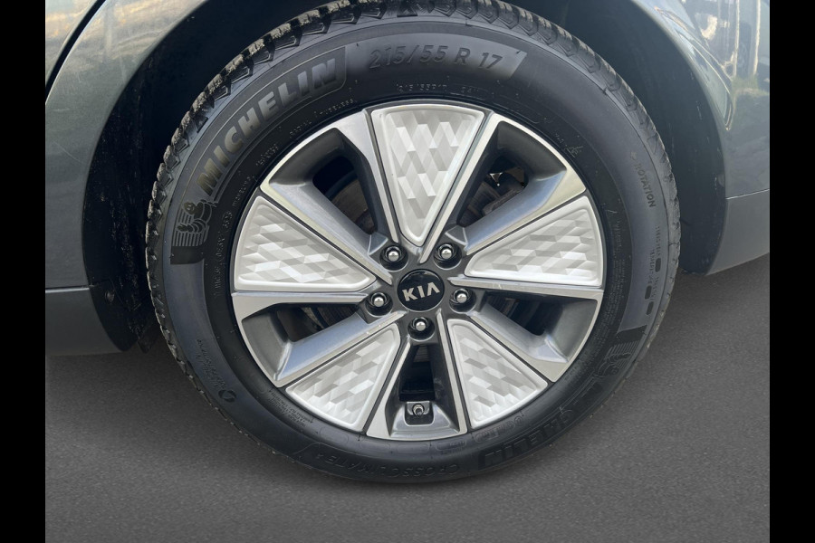 Kia e-Soul ExecutiveLine 64 kWh | Trekhaak