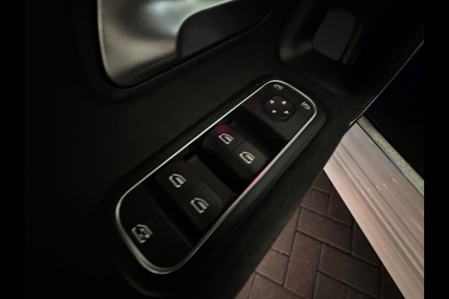 Mercedes-Benz A-Klasse 180 Business AMG Memory|Sfeer|Night