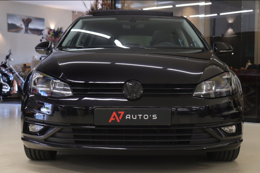 Volkswagen Golf 1.5 TSI R-Line Pano/Carplay/Dynaudio/Cam/Blindspot/Vol