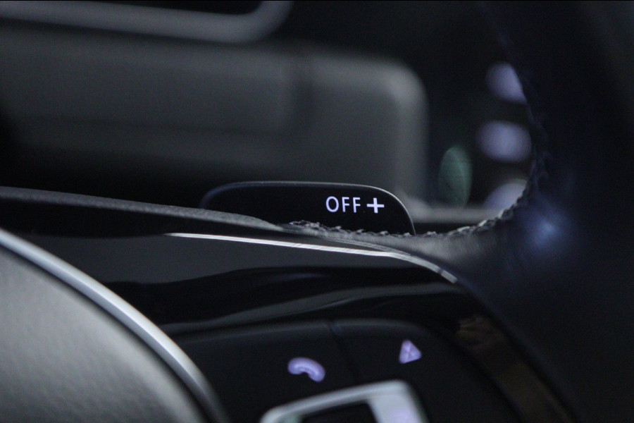 Volkswagen Golf 1.5 TSI R-Line Pano/Carplay/Dynaudio/Cam/Blindspot/Vol