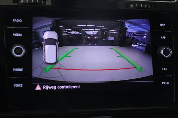 Volkswagen Golf 1.5 TSI R-Line Pano/Carplay/Dynaudio/Cam/Blindspot/Vol