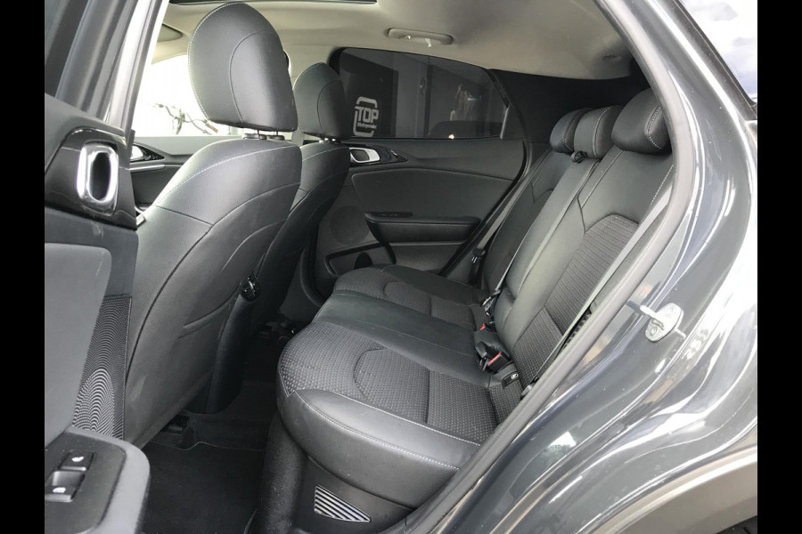 Kia Xceed 1.6 PHEV ExecutiveLine 7 JAAR GARANTIE