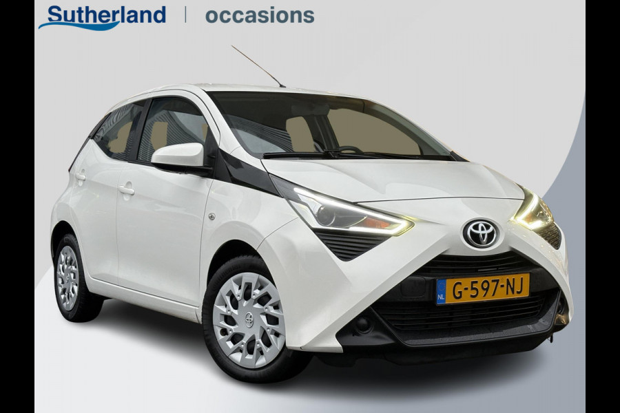 Toyota Aygo 1.0 VVT-i x-play | Carplay | Achteruitrijcamera | Airco | Automaat