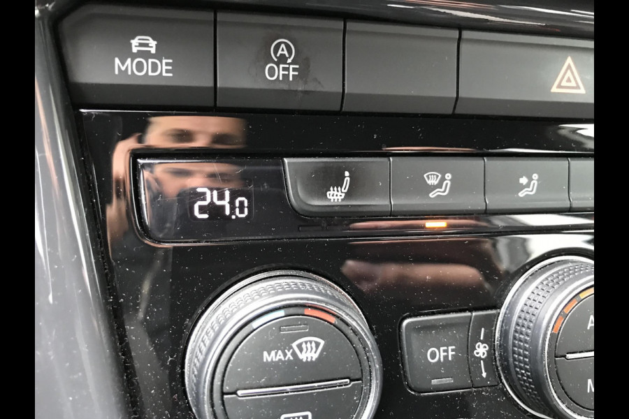 Volkswagen T-Roc 1.5 TSI Navi Stoelverwarming Automaat