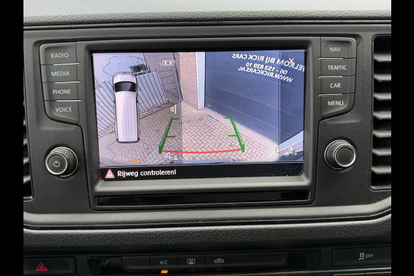 Volkswagen Crafter 30 2.0 TDI 141PK Euro 6 L3H2 Nieuwe APK/Automaat/CarPlay/camera/cruise control