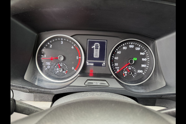 Volkswagen Crafter 35 2.0 TDI 141 PK Euro 6 L3H3 Nieuwe apk/Automaat/CarPlay/trekhaak/cruise control