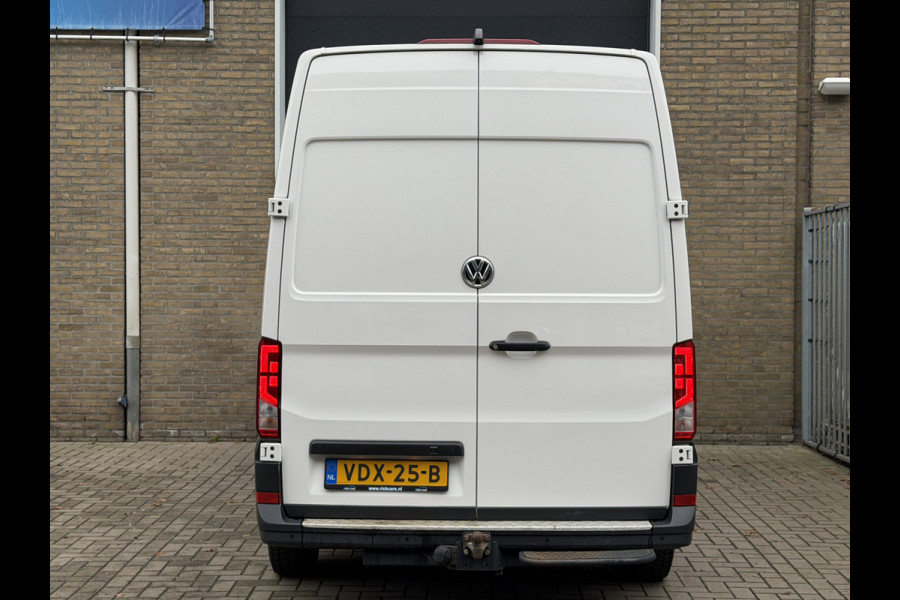 Volkswagen Crafter 35 2.0 TDI 141 PK Euro 6 L3H3 Nieuwe apk/Automaat/CarPlay/trekhaak/cruise control