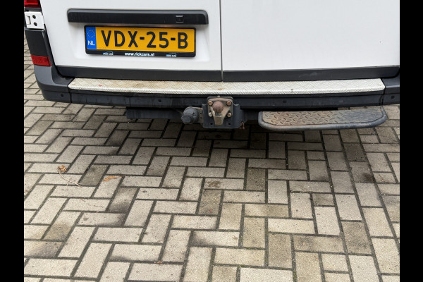 Volkswagen Crafter 35 2.0 TDI 141 PK Euro 6 L3H3 Nieuwe apk/Automaat/CarPlay/trekhaak/cruise control