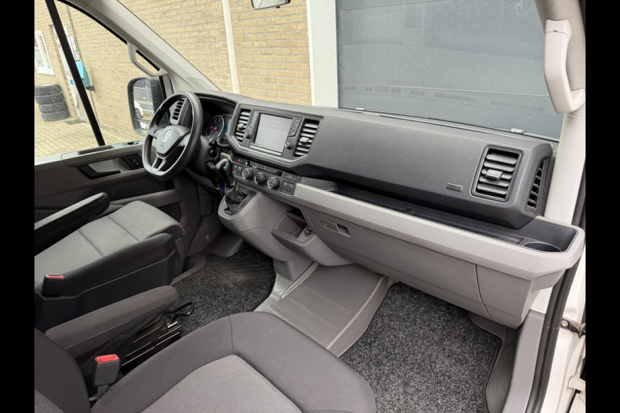 Volkswagen Crafter 35 2.0 TDI 141 PK Euro 6 L3H3 Nieuwe apk/Automaat/CarPlay/trekhaak/cruise control