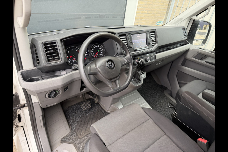 Volkswagen Crafter 35 2.0 TDI 141 PK Euro 6 L3H3 Nieuwe apk/Automaat/CarPlay/trekhaak/cruise control
