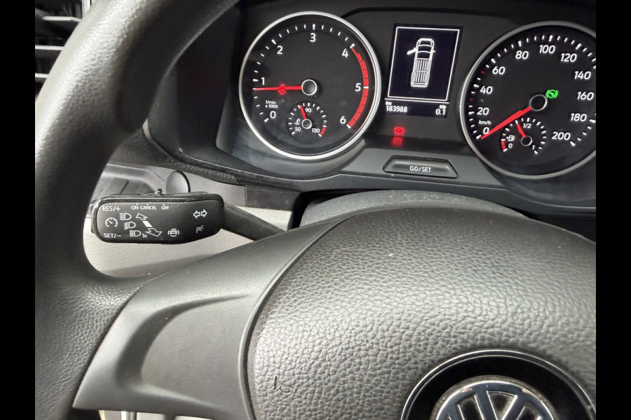 Volkswagen Crafter 35 2.0 TDI 141 PK Euro 6 L3H3 Nieuwe apk/Automaat/CarPlay/trekhaak/cruise control