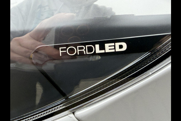 Ford E-Transit Cust. 320 L1H1 Limited 65 kWh/ 218 PK Direct leverbaar/stoel&stuur verwaming/B&O/ Camera