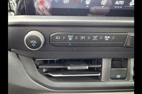 Ford E-Transit Cust. 320 L1H1 Limited 65 kWh/ 218 PK Direct leverbaar/stoel&stuur verwaming/B&O/ Camera
