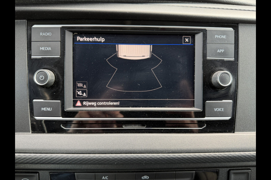 Volkswagen Transporter 2.0 TDI 150 PK Euro 6 L1H1 Cruise control/Carplay/PDC