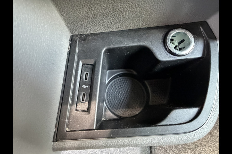 Volkswagen Transporter 2.0 TDI 150 PK Euro 6 L1H1 Cruise control/Carplay/PDC