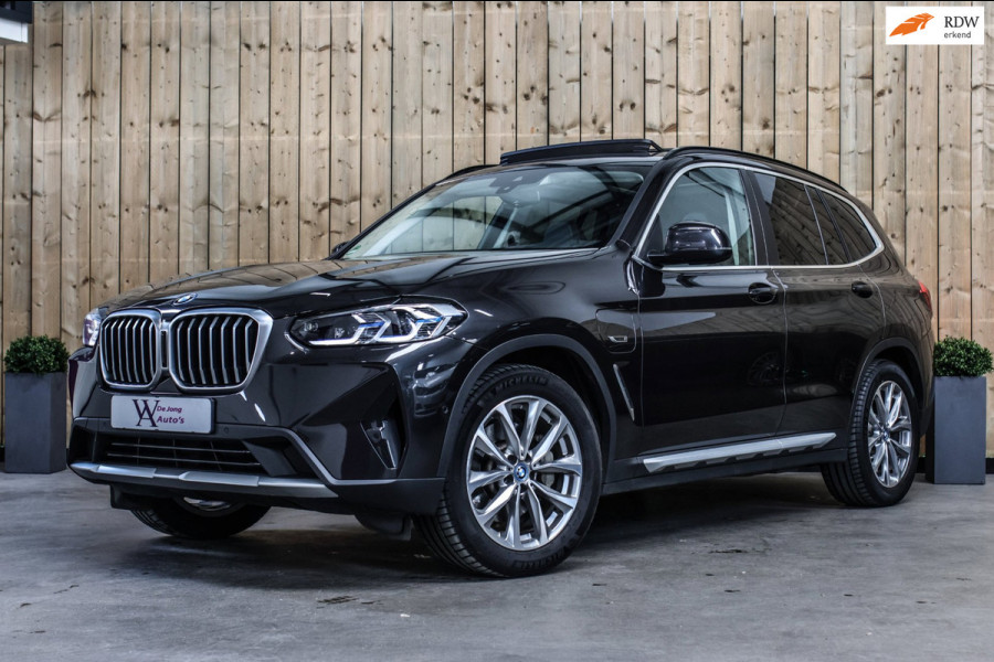BMW X3 XDrive30e High Executive *Pano*Camera*Head-Up*Laser*Trekhaak*