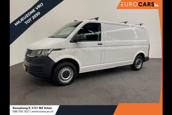 Volkswagen Transporter 2.0 TDI L2H1 110PK Airco Cruise Control Trekhaak Parkeersensoren Apple Carplay