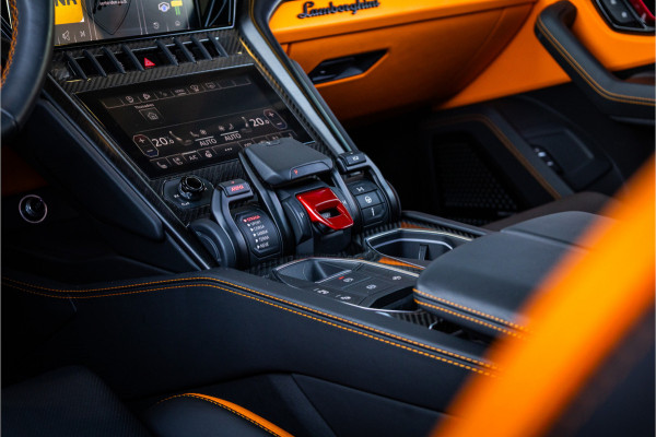 Lamborghini Urus 4.0 V8 S - Panorama | B&O Adv. | Stoelmassage & Koeling | Carbon