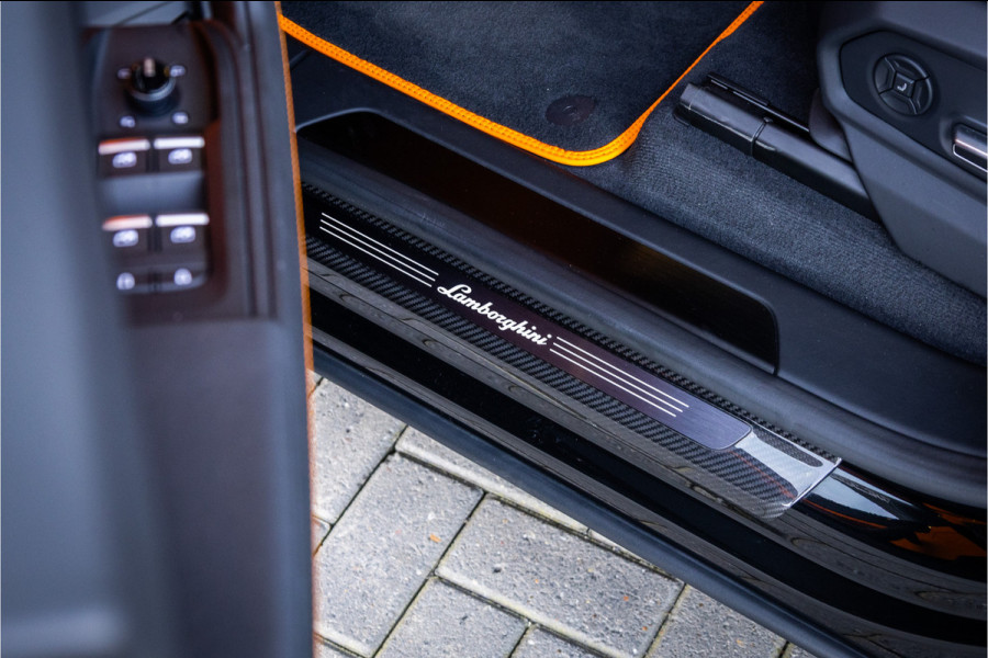 Lamborghini Urus 4.0 V8 S - Panorama | B&O Adv. | Stoelmassage & Koeling | Carbon