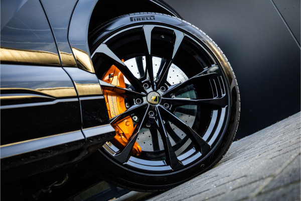 Lamborghini Urus 4.0 V8 S - Panorama | B&O Adv. | Stoelmassage & Koeling | Carbon