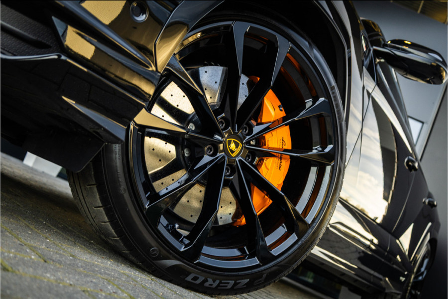 Lamborghini Urus 4.0 V8 S - Panorama | B&O Adv. | Stoelmassage & Koeling | Carbon