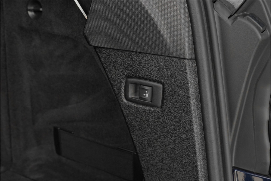 BMW 5 Serie Touring 530i High Executive M-Sport Pano Laser ACC H/K Memory 20"