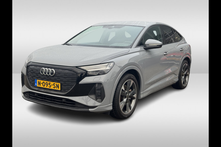 Audi Q4 Sportback e-tron 40 Launch edition Advanced 77 kWh / SoH 91,4% / CarPlay / Matrix LED / Sportstoelen / Virtual Cockpit / Parkeerhulp V+A / Sonos Audio / Intr.voorverwarming / Stoelverwarming / DAB / Cruise Control
