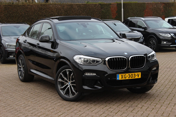 BMW X4 xDrive20i High Exe. M Sport / Panoramadak / 360Camera / Leder / 20'' / Harman Kardon / Navigatie / Dodehoek / DAB / Stoelverwarming / ACC