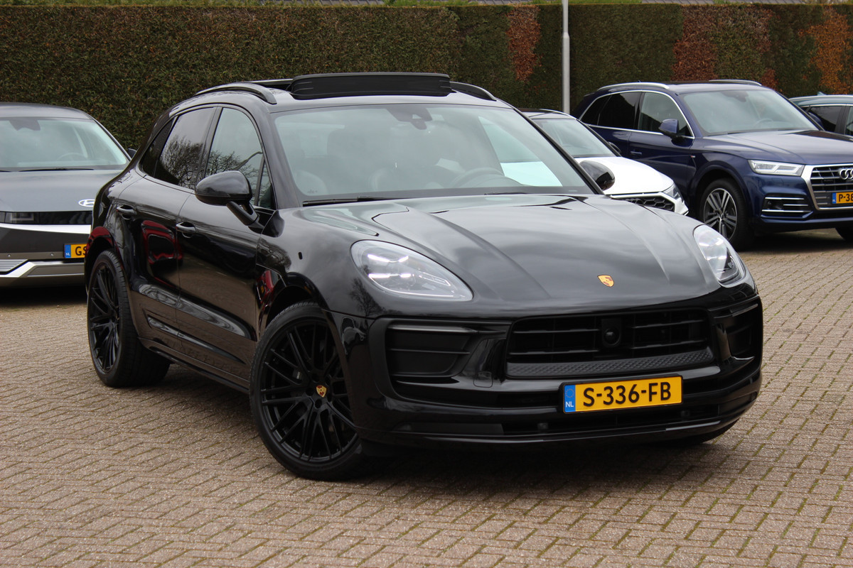 Porsche Macan 2.0 / Panoramadak / Camera / Luxe Leder / 21'' / Luchtvering / Keyless / Bose / Matrix LED / Stoelventilatie+Verwarming / Stuurverwarming / Dodehoek / DAB / ACC