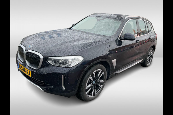 BMW iX3 Executive 80 kWh / SoH 96,4% / Panoramadak / 360Camera / 20'' / Leder / Harman Kardon / Navigatie / Memory seats / Dodehoek / DAB / Stoelverwarming / Cruise Control Adaptief