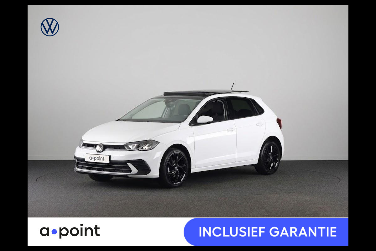 Volkswagen Polo 1.0 TSI Life 95 pk | Navigatie via App | Panoramadak | 17" LM velgen | Parkeersensoren | Adaptieve cruise control | LED koplampen | Stoelverwarming |