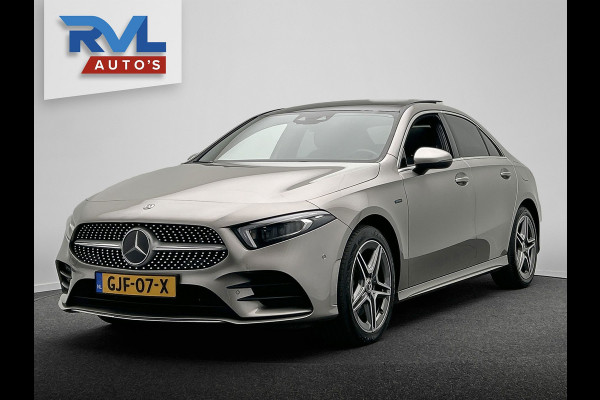 Mercedes-Benz A-Klasse 250 e AMG | Widescreen | Carplay Adaptive-cruise Panoramadak Stoelverwarming Camera Sfeerverlichting