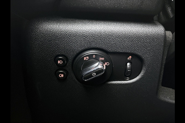 MINI Mini 1.5 Cooper Chili Serious Business(Goed OnderH, Carplay, StoelV, Parkeersensoren, Leer, Led, Climate Con, Etc)