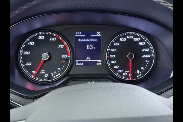 Seat Arona 1.0TSI NW Model Two-Tone Navi* Draadloos-Apple Carplay Android PDC Cruise Control ECC Style Lmv Privacy Glas Regen-Lichtsensor Isofix DAB Bluetooth Led 1e Eigenaar Origineel Nederlandse Auto