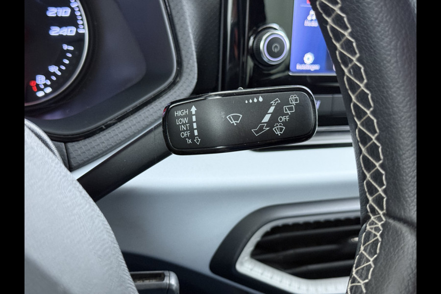 Seat Arona 1.0TSI NW Model Two-Tone Navi* Draadloos-Apple Carplay Android PDC Cruise Control ECC Style Lmv Privacy Glas Regen-Lichtsensor Isofix DAB Bluetooth Led 1e Eigenaar Origineel Nederlandse Auto
