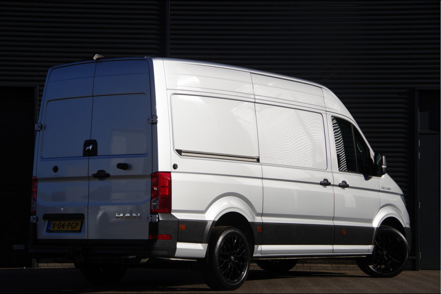 MAN TGE 3.180 35 2.0 L3H3 AUT. LED, LEDER, TREKHAAK, STOELVERWARMING, CAMERA, NAVI, CRUISE, CLIMA, PARKEERSENSOREN, VOORRUIT VERWARMING