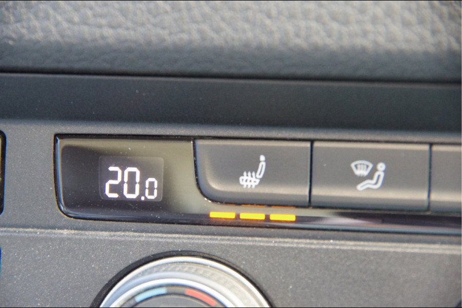 MAN TGE 3.180 35 2.0 L3H3 AUT. LED, LEDER, TREKHAAK, STOELVERWARMING, CAMERA, NAVI, CRUISE, CLIMA, PARKEERSENSOREN, VOORRUIT VERWARMING