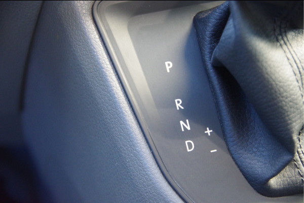 MAN TGE 3.180 35 2.0 L3H3 AUT. LED, LEDER, TREKHAAK, STOELVERWARMING, CAMERA, NAVI, CRUISE, CLIMA, PARKEERSENSOREN, VOORRUIT VERWARMING