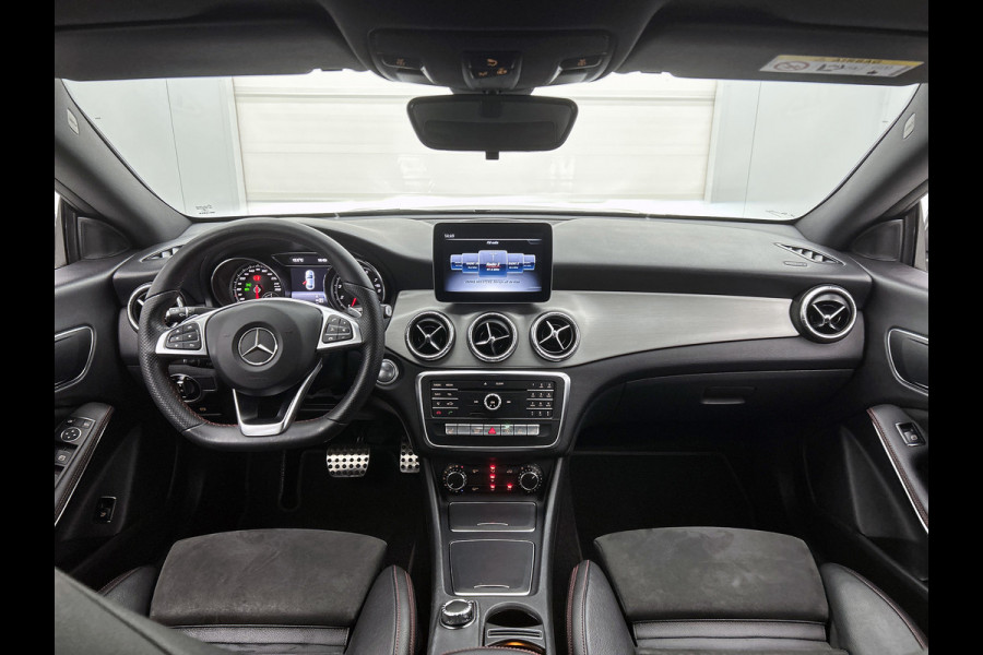 Mercedes-Benz CLA-Klasse 180 Business Solution AMG Upgrade Edition(NL-auto, Camera, Parkeerhulp, Navigatie, StoelV, Etc)