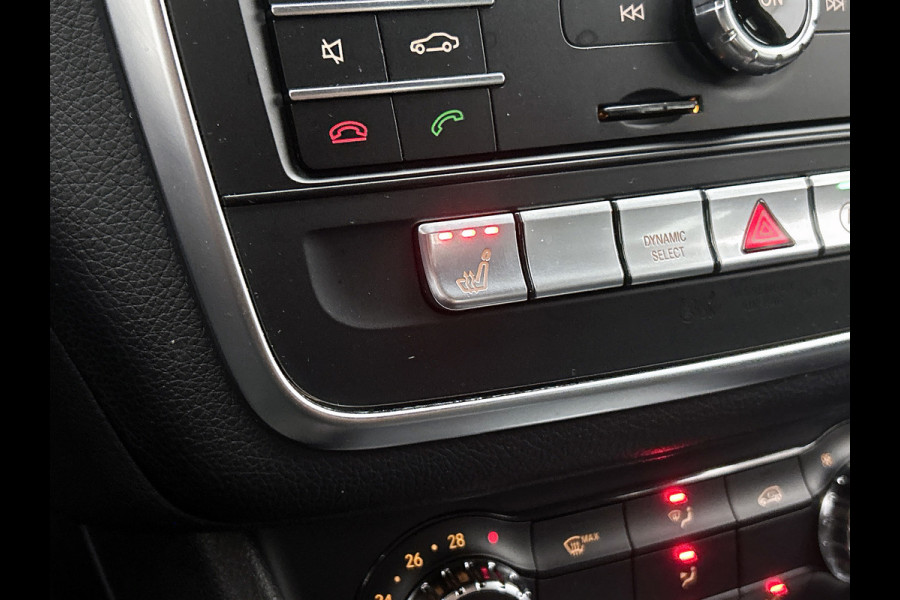 Mercedes-Benz CLA-Klasse 180 Business Solution AMG Upgrade Edition(NL-auto, Camera, Parkeerhulp, Navigatie, StoelV, Etc)