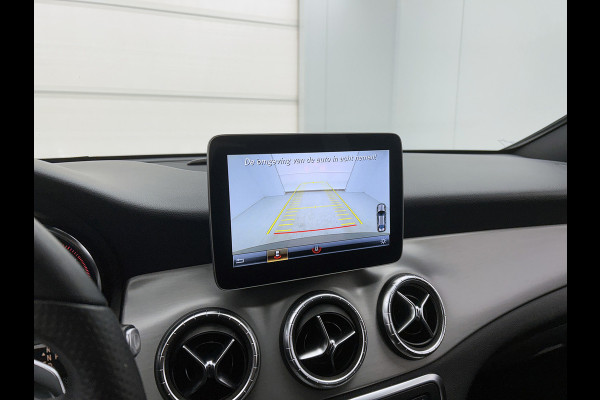 Mercedes-Benz CLA-Klasse 180 Business Solution AMG Upgrade Edition(NL-auto, Camera, Parkeerhulp, Navigatie, StoelV, Etc)