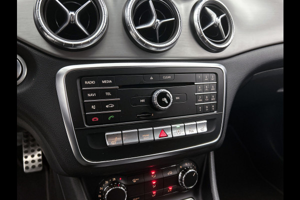 Mercedes-Benz CLA-Klasse 180 Business Solution AMG Upgrade Edition(NL-auto, Camera, Parkeerhulp, Navigatie, StoelV, Etc)